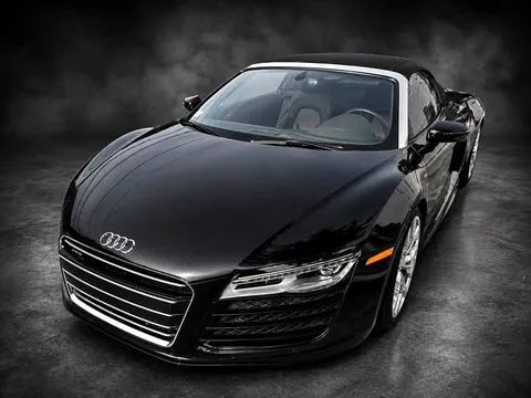 2014 Audi R8 5.2 Quattro Spyder Convertible 2D