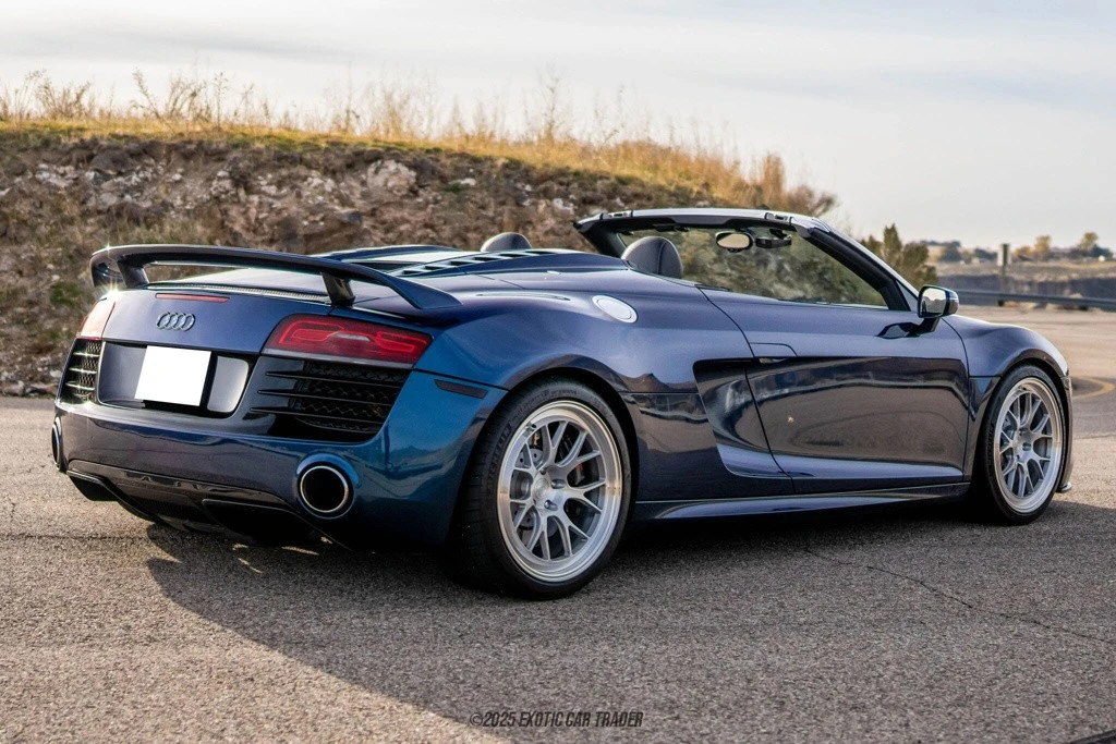 2014 Audi 42 R8 - Image 8 of 12