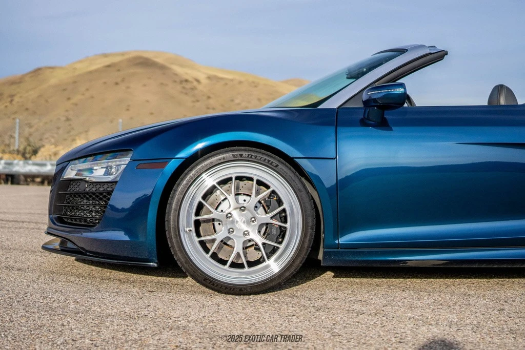 2014 Audi 42 R8 - Image 4 of 12