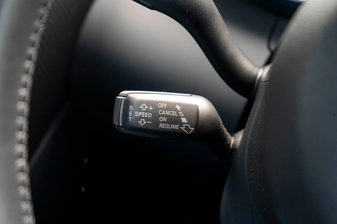 2014 Audi 42 R8 - Image 29 of 30
