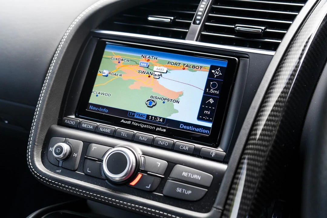 2014 Audi 42 R8 - Image 21 of 30