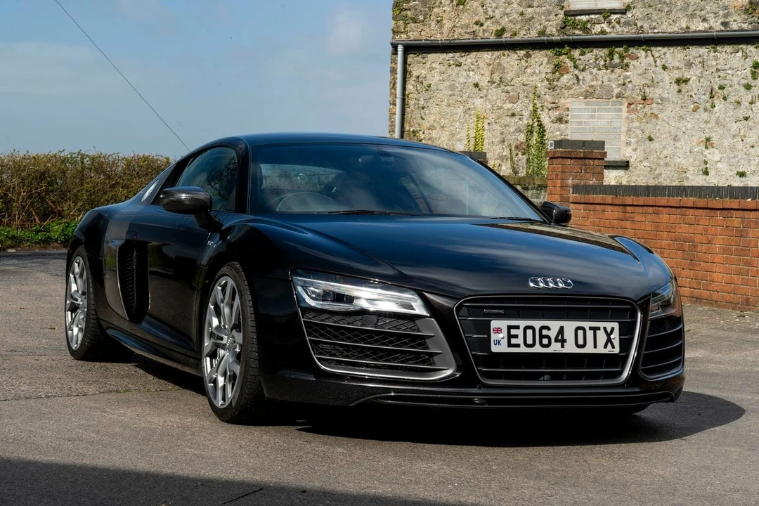 2014 Audi 42 R8 - Image 2 of 30
