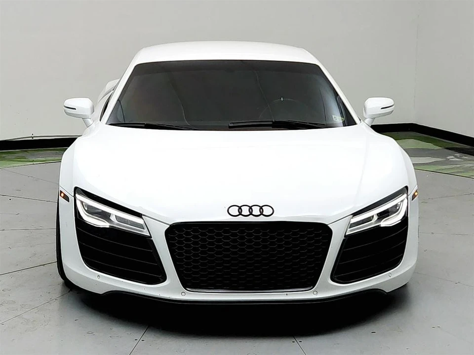 2014 Audi 42 R8 - Image 2 of 21