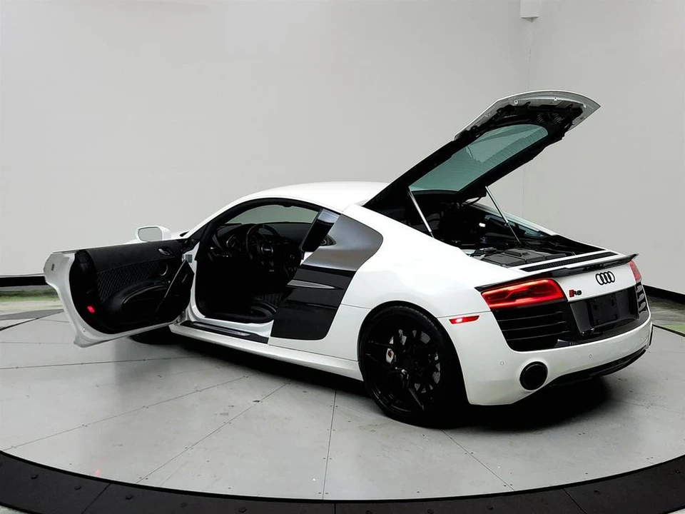 2014 Audi 42 R8 - Image 12 of 21