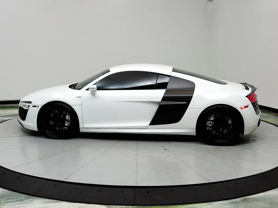 2014 Audi 42 R8 - Image 8 of 21
