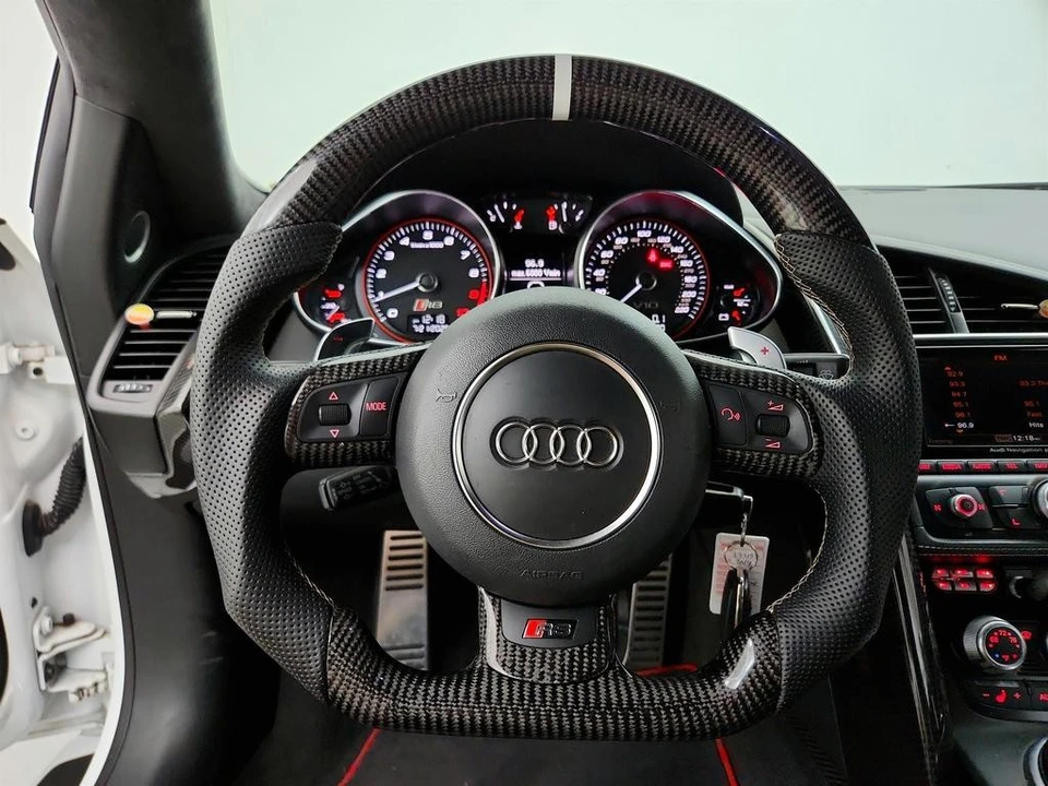 2014 Audi 42 R8 - Image 16 of 21
