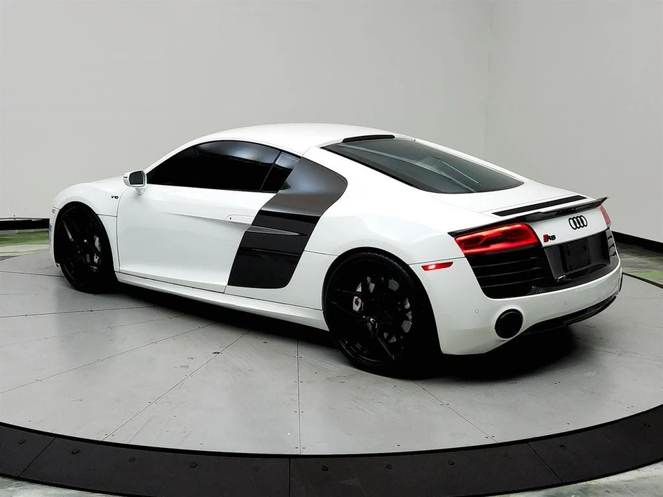 2014 Audi 42 R8 - Image 7 of 21