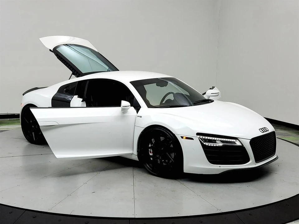 2014 Audi 42 R8 - Image 10 of 21