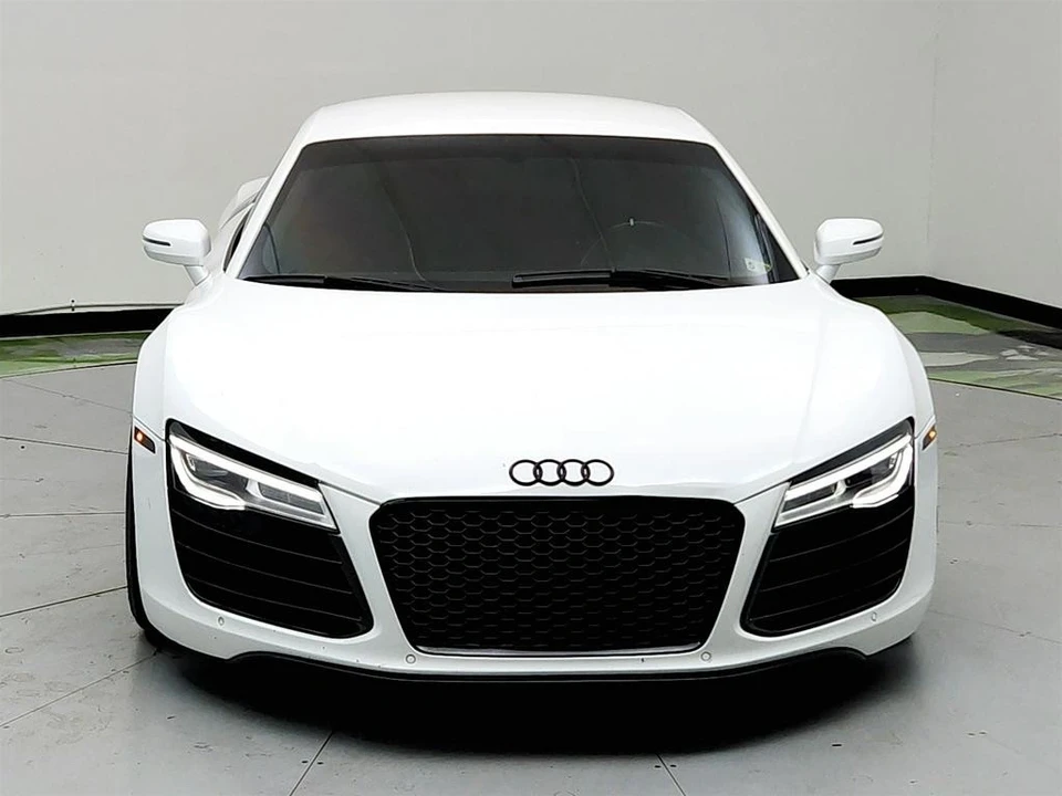 2014 Audi 42 R8 - Image 2 of 12