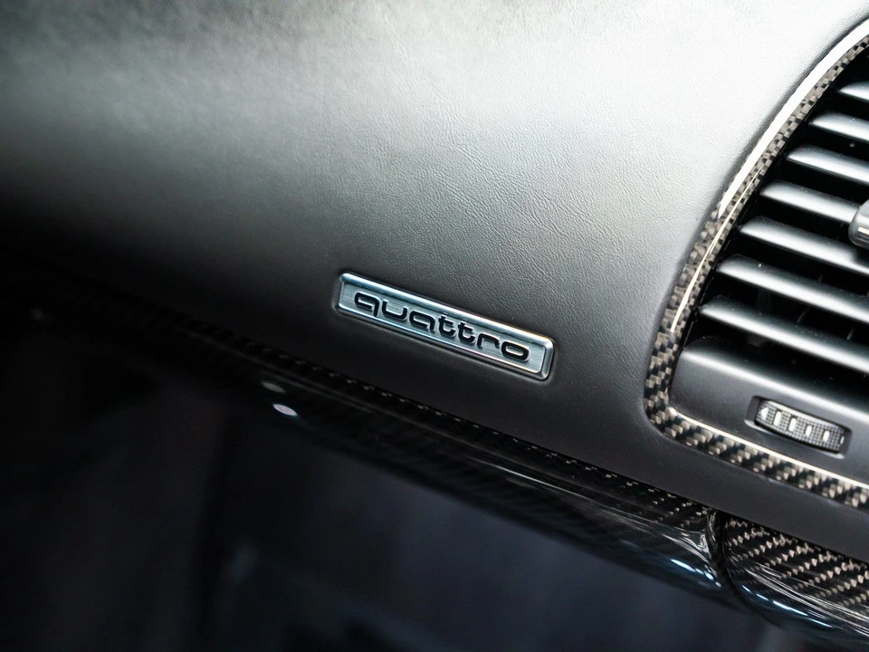 2014 Audi 42 R8 - Image 4 of 12