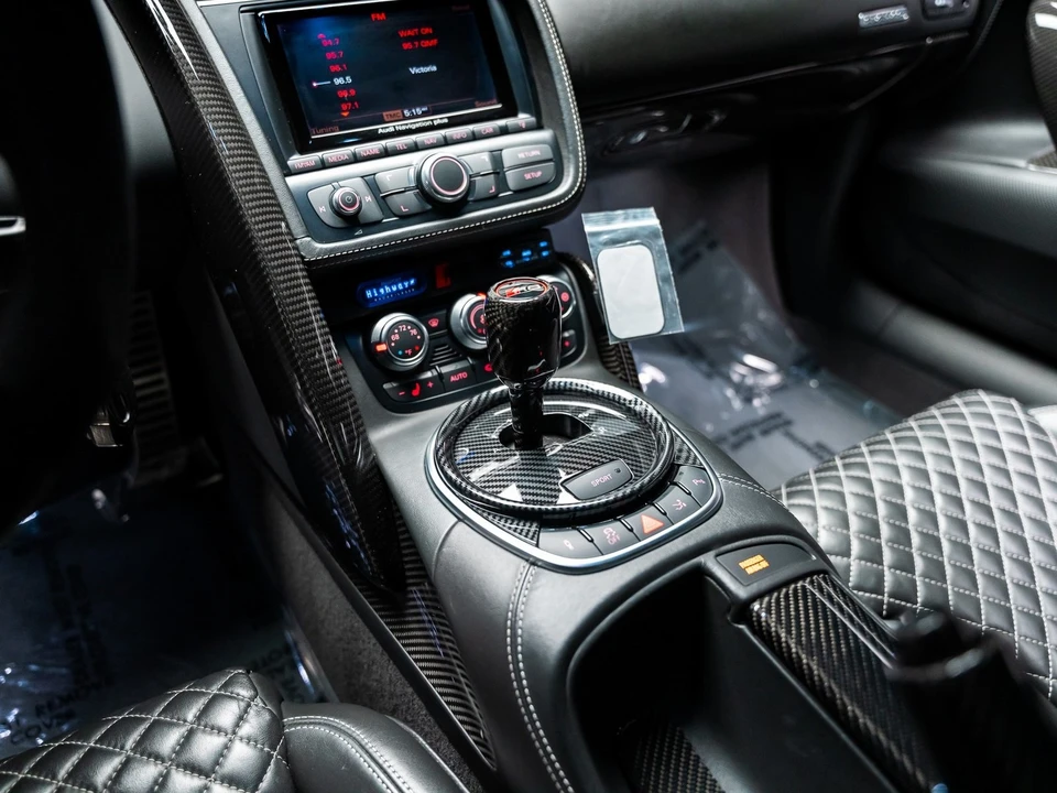 2014 Audi 42 R8 - Image 3 of 12