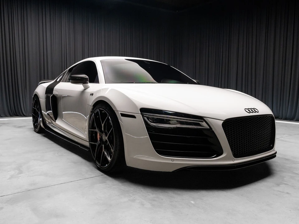 2014 Audi 42 R8 - Image 19 of 31