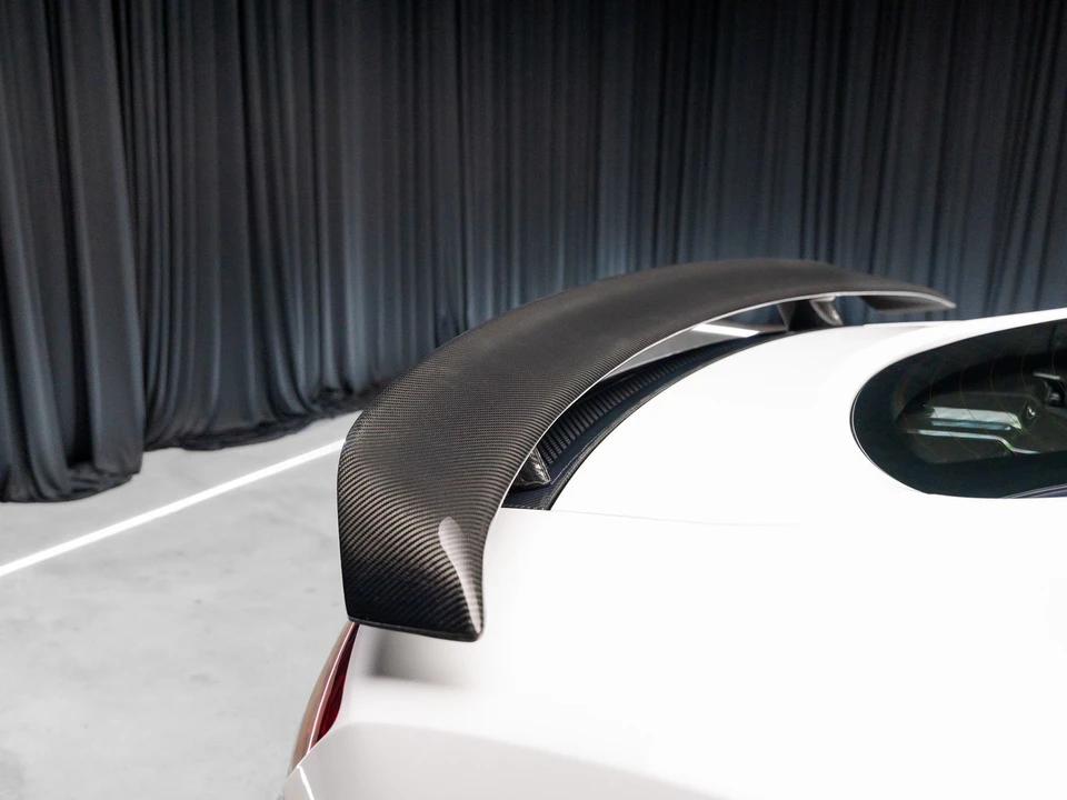 2014 Audi 42 R8 - Image 4 of 31
