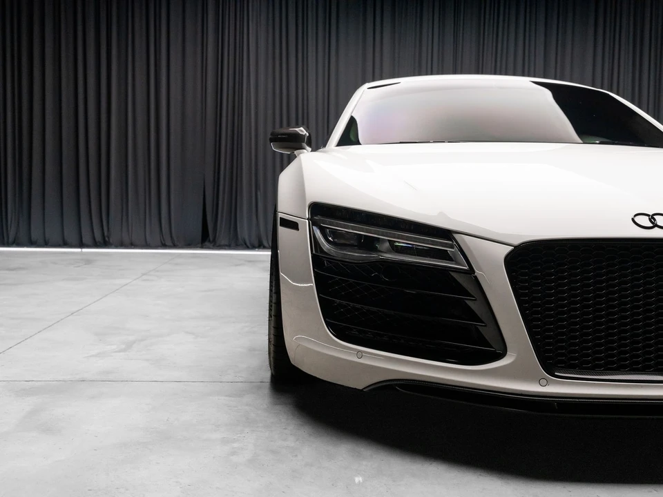 2014 Audi 42 R8 - Image 20 of 31