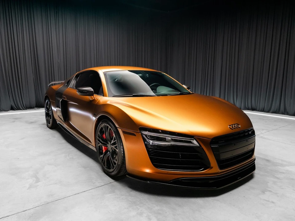 2014 Audi 42 R8 - Image 8 of 31