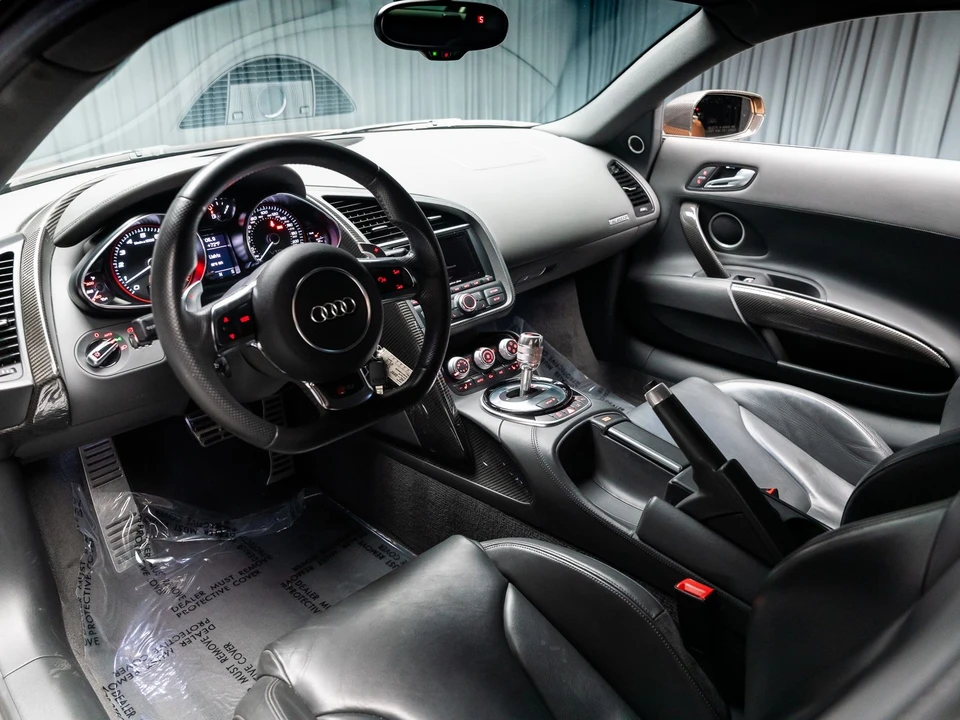 2014 Audi 42 R8 - Image 5 of 31