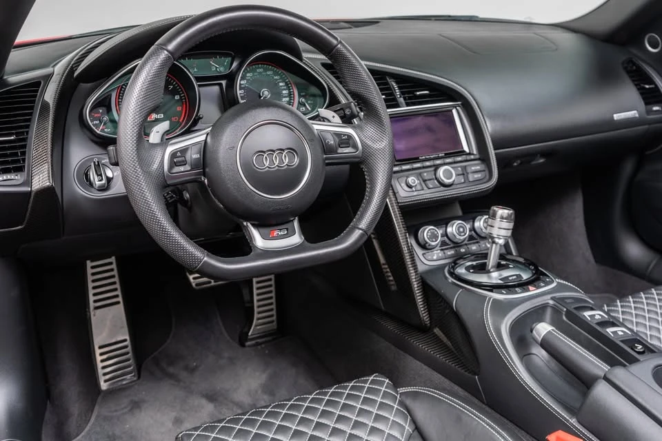 2014 Audi 42 R8 - Image 9 of 16