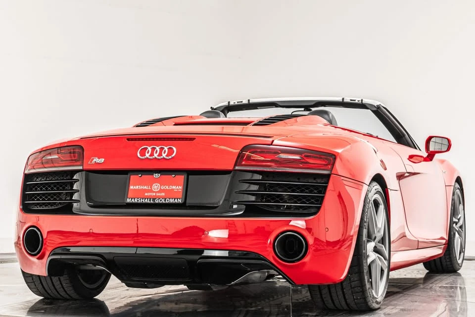 2014 Audi 42 R8 - Image 8 of 19