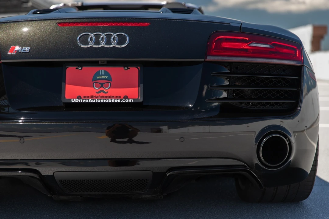 2014 Audi 42 R8 - Image 27 of 31