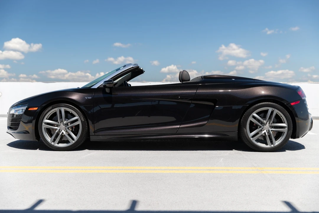 2014 Audi 42 R8 - Image 18 of 31