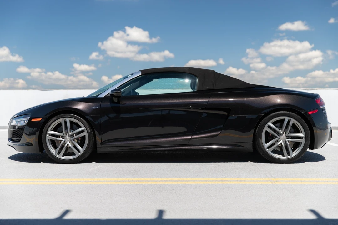 2014 Audi 42 R8 - Image 4 of 31