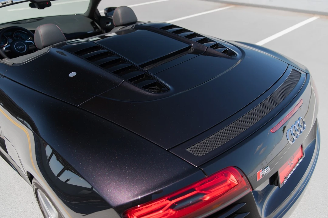 2014 Audi 42 R8 - Image 28 of 31