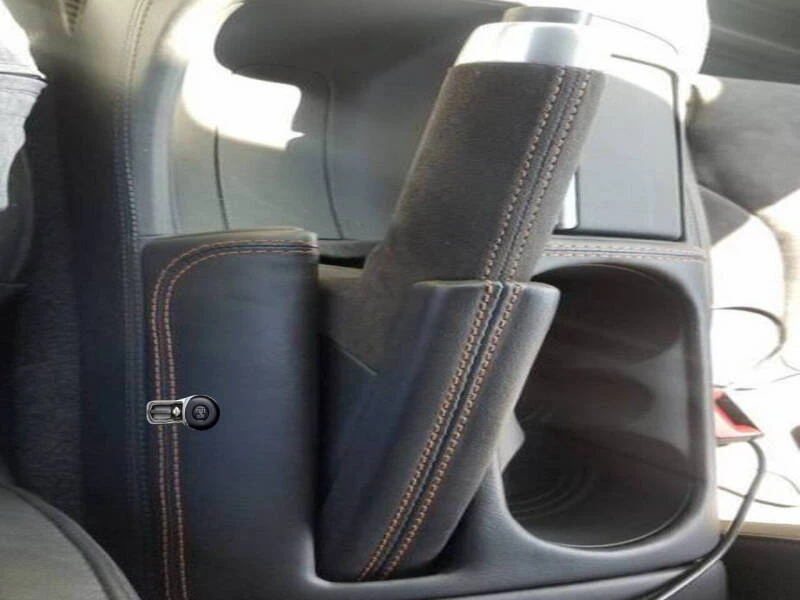 2014 Audi 42 R8 - Image 11 of 12