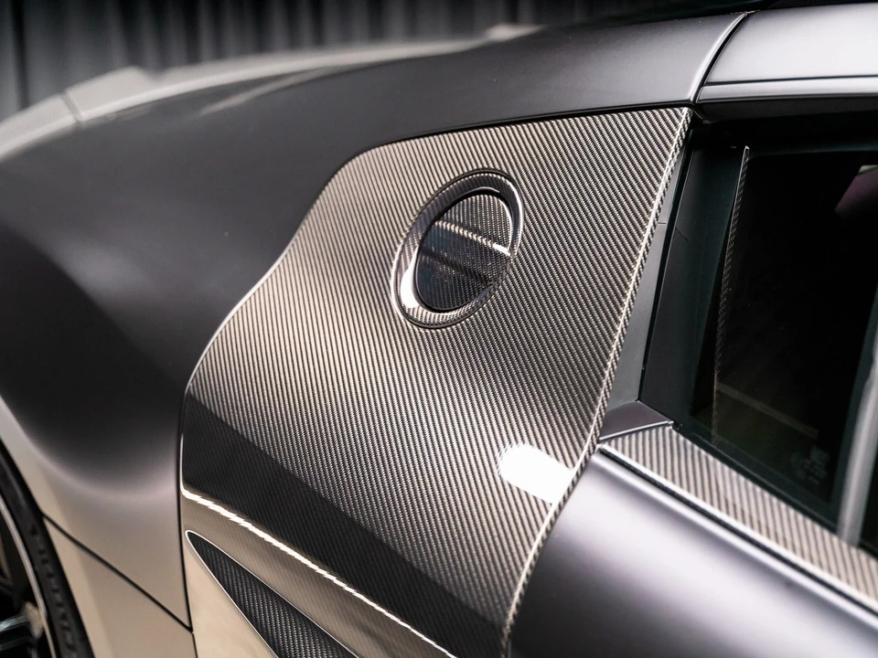 2014 Audi 42 R8 - Image 2 of 12