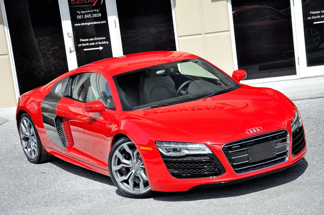 2014 Audi 42 R8 - Image 3 of 21