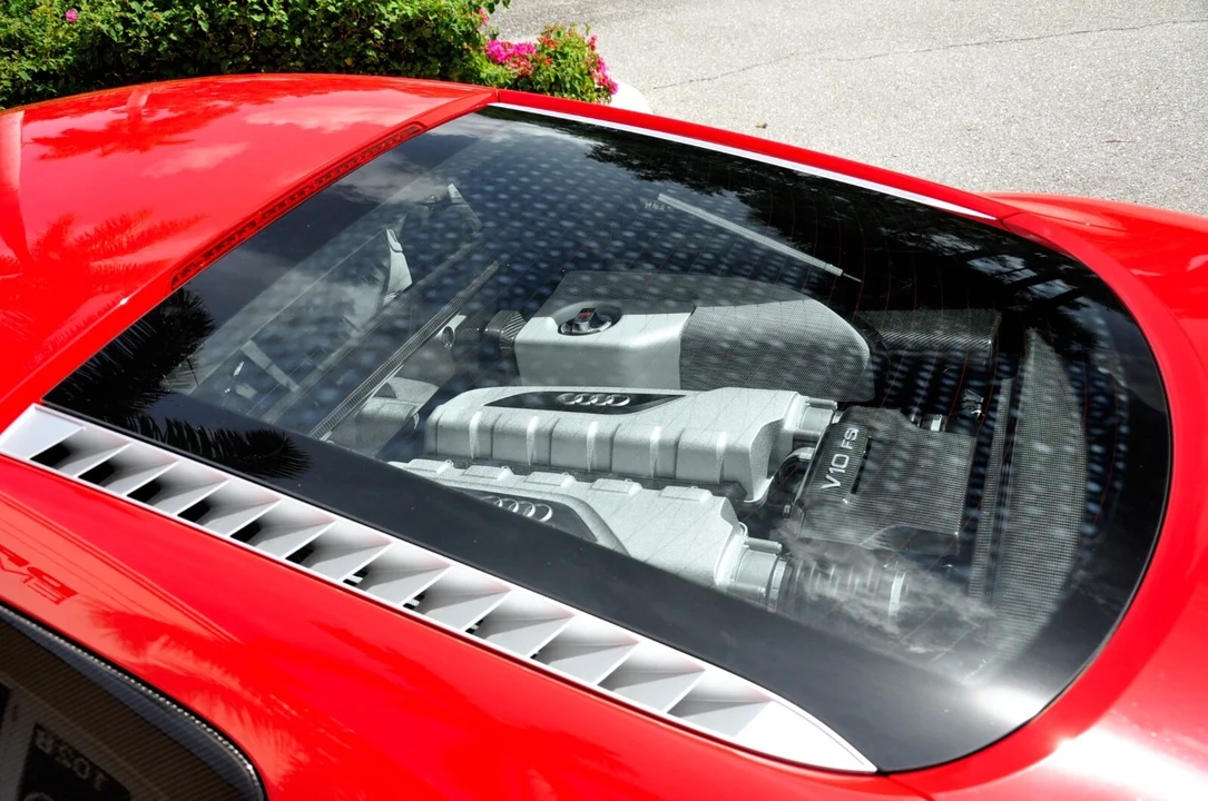 2014 Audi 42 R8 - Image 10 of 21