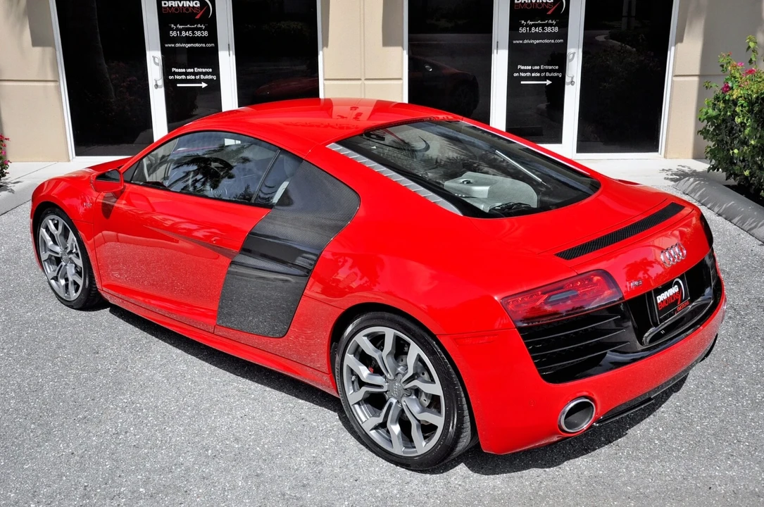 2014 Audi 42 R8 - Image 11 of 21