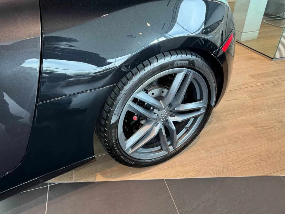 2014 Audi 42 R8 - Image 13 of 13