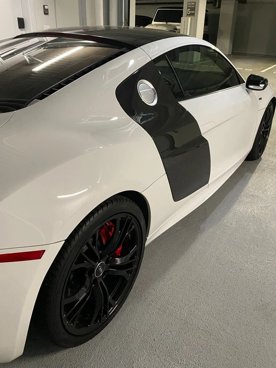 2014 Audi 42 R8 - Image 6 of 18