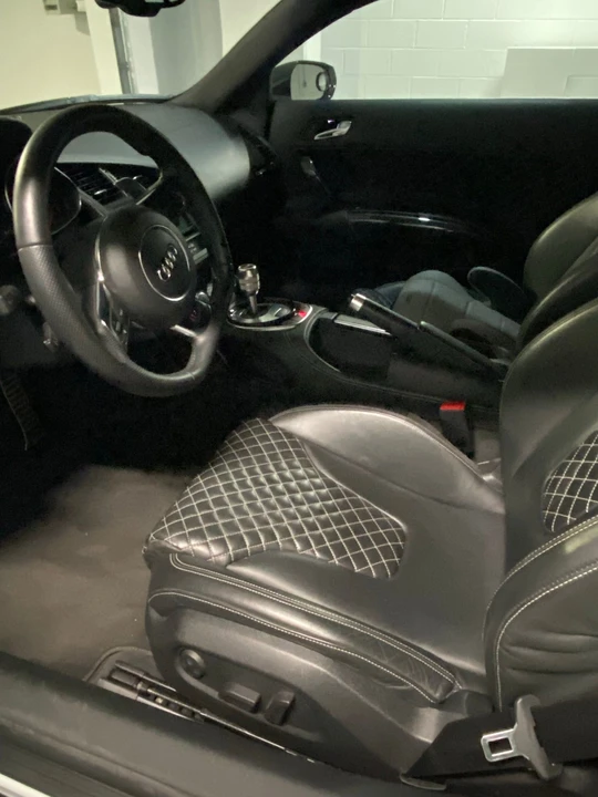 2014 Audi 42 R8 - Image 12 of 18