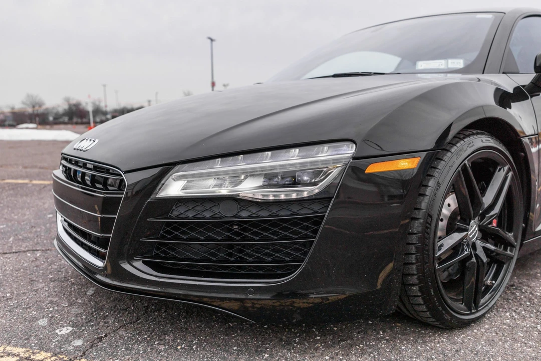 2014 Audi 42 R8 - Image 10 of 31