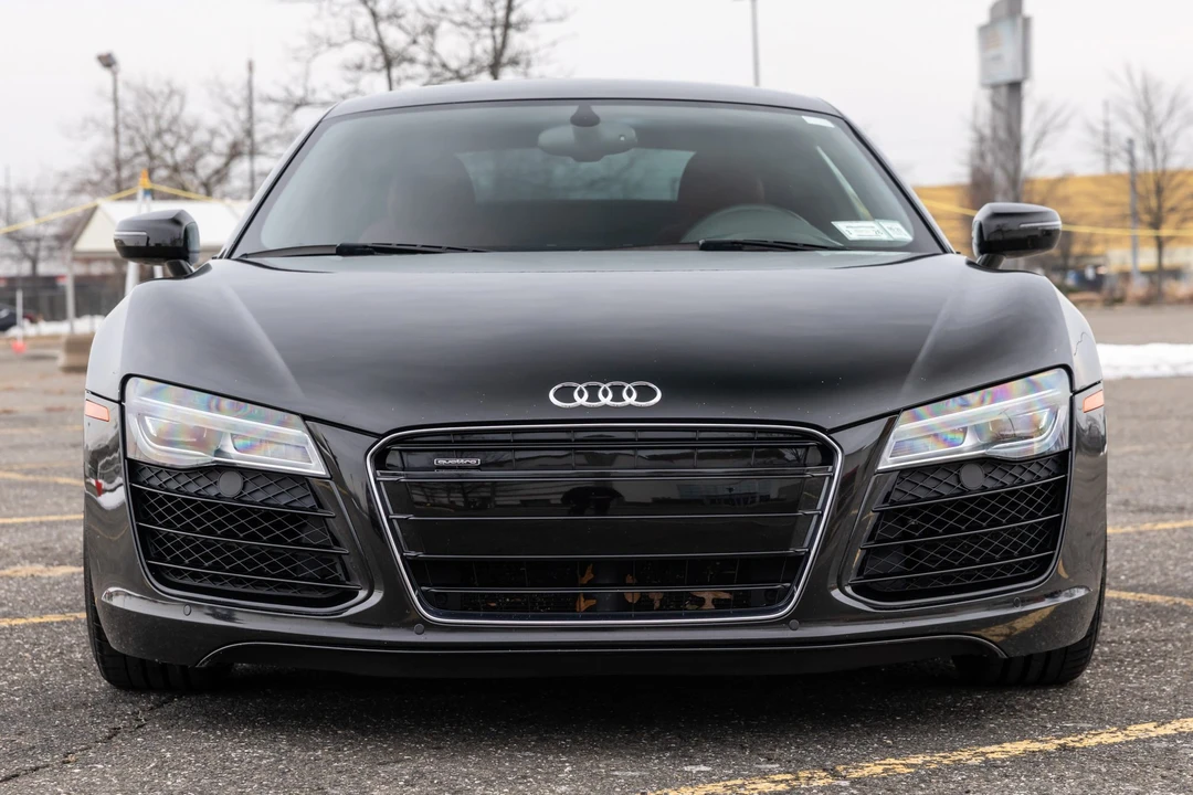 2014 Audi 42 R8 - Image 9 of 31