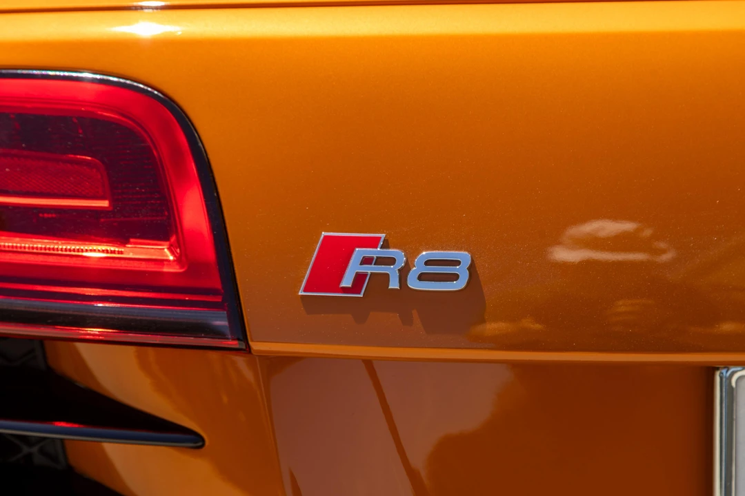 2014 Audi 42 R8 - Image 25 of 31