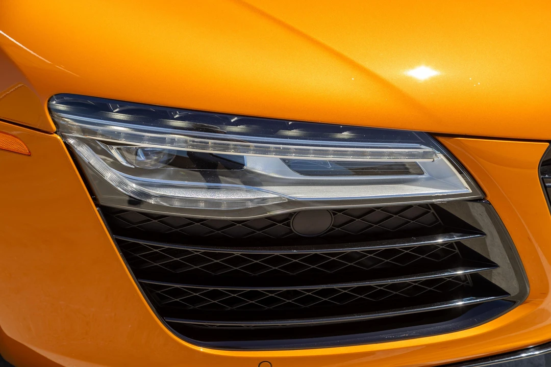 2014 Audi 42 R8 - Image 11 of 31