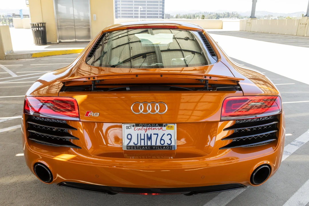 2014 Audi 42 R8 - Image 8 of 31