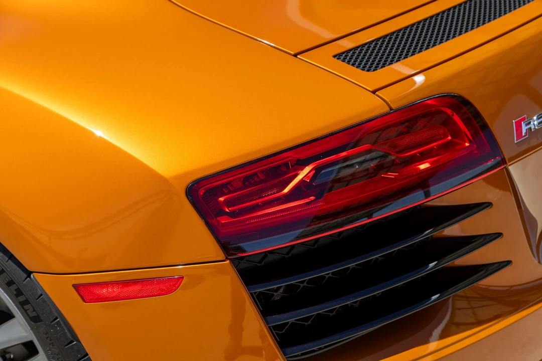 2014 Audi 42 R8 - Image 23 of 31