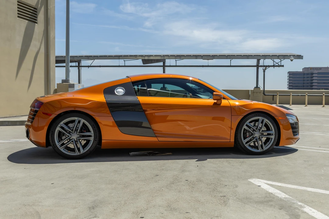 2014 Audi 42 R8 - Image 9 of 31