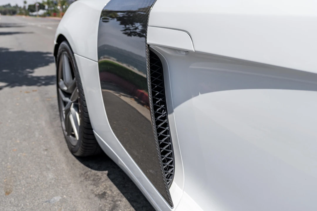 2014 Audi 42 R8 - Image 25 of 31