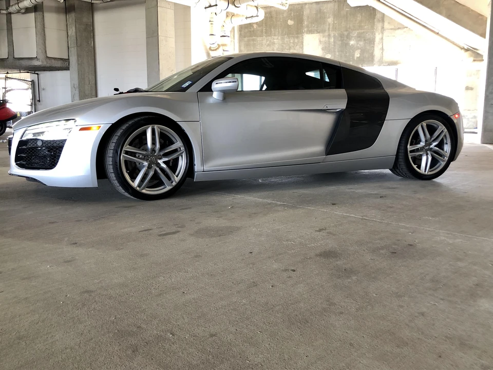 2014 Audi 42 R8 - Image 6 of 31