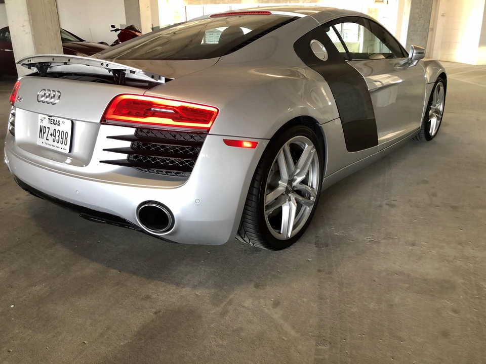 2014 Audi 42 R8 - Image 17 of 31