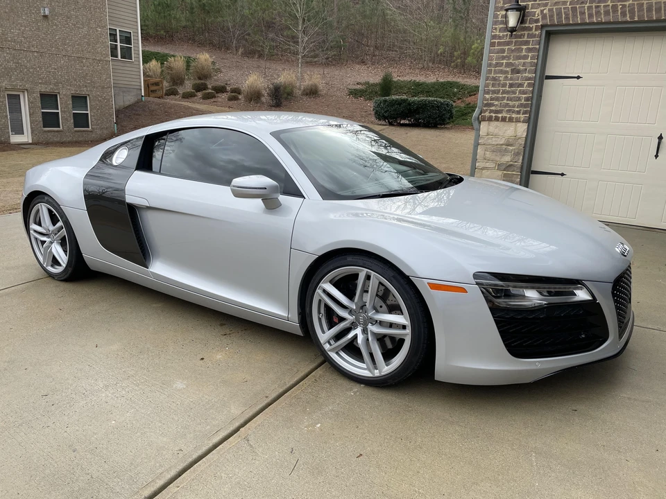 2014 Audi 42 R8 - Image 6 of 9