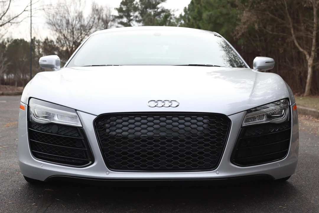 2014 Audi 42 R8 - Image 2 of 9