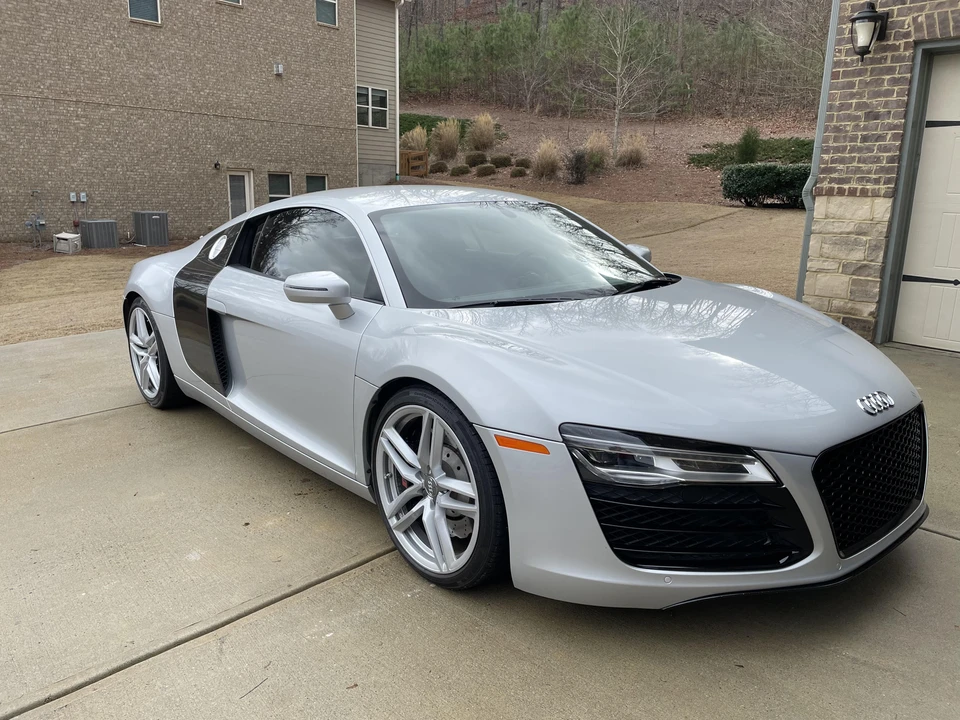 2014 Audi 42 R8 - Image 7 of 9