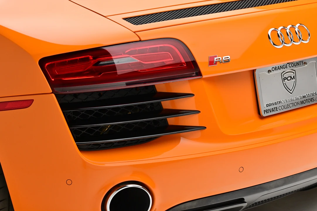 2014 Audi 42 R8 - Image 15 of 31