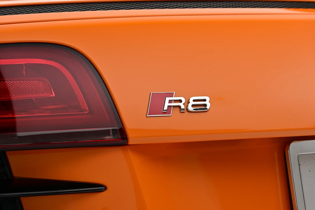 2014 Audi 42 R8 - Image 28 of 31