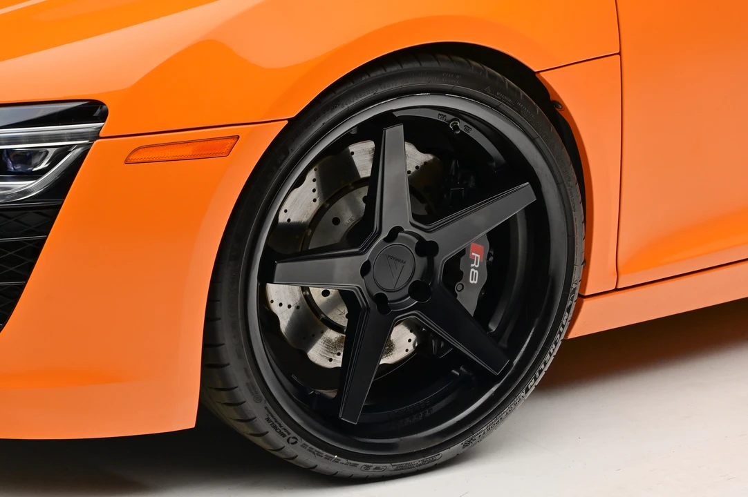 2014 Audi 42 R8 - Image 30 of 31